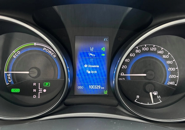 Toyota Auris cena 59900 przebieg: 100400, rok produkcji 2017 z Stąporków małe 781
